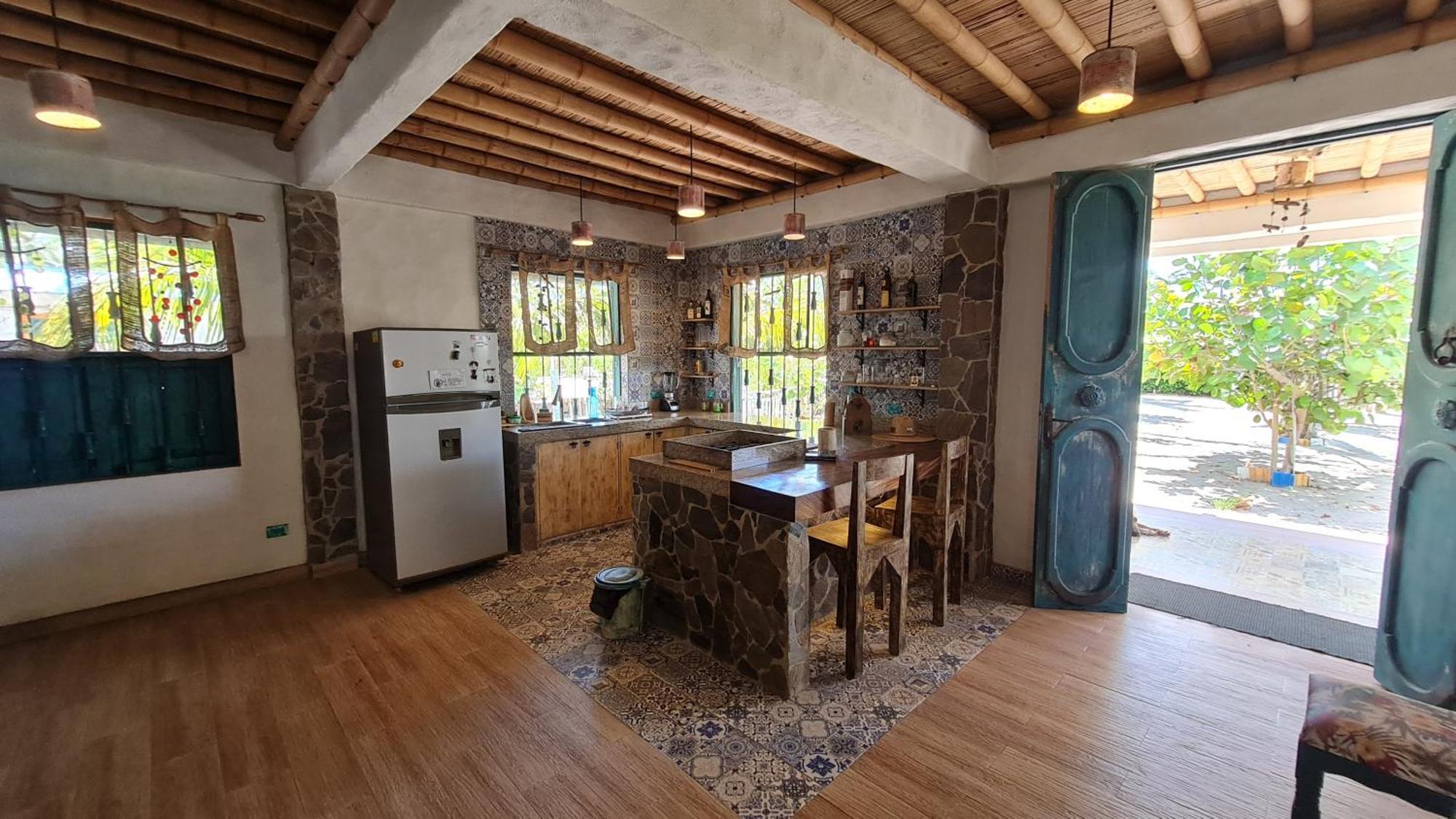 Eco-Hotel Chevere Beach Puebloviejo المظهر الخارجي الصورة